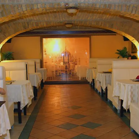 Szent Janos 4* Szeged