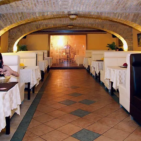 Szent Janos Hotel