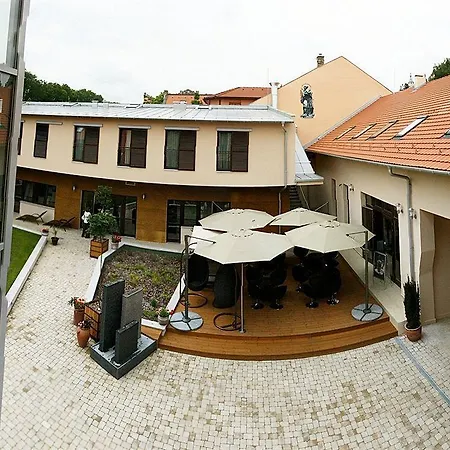 Szent Janos 4* 塞格德